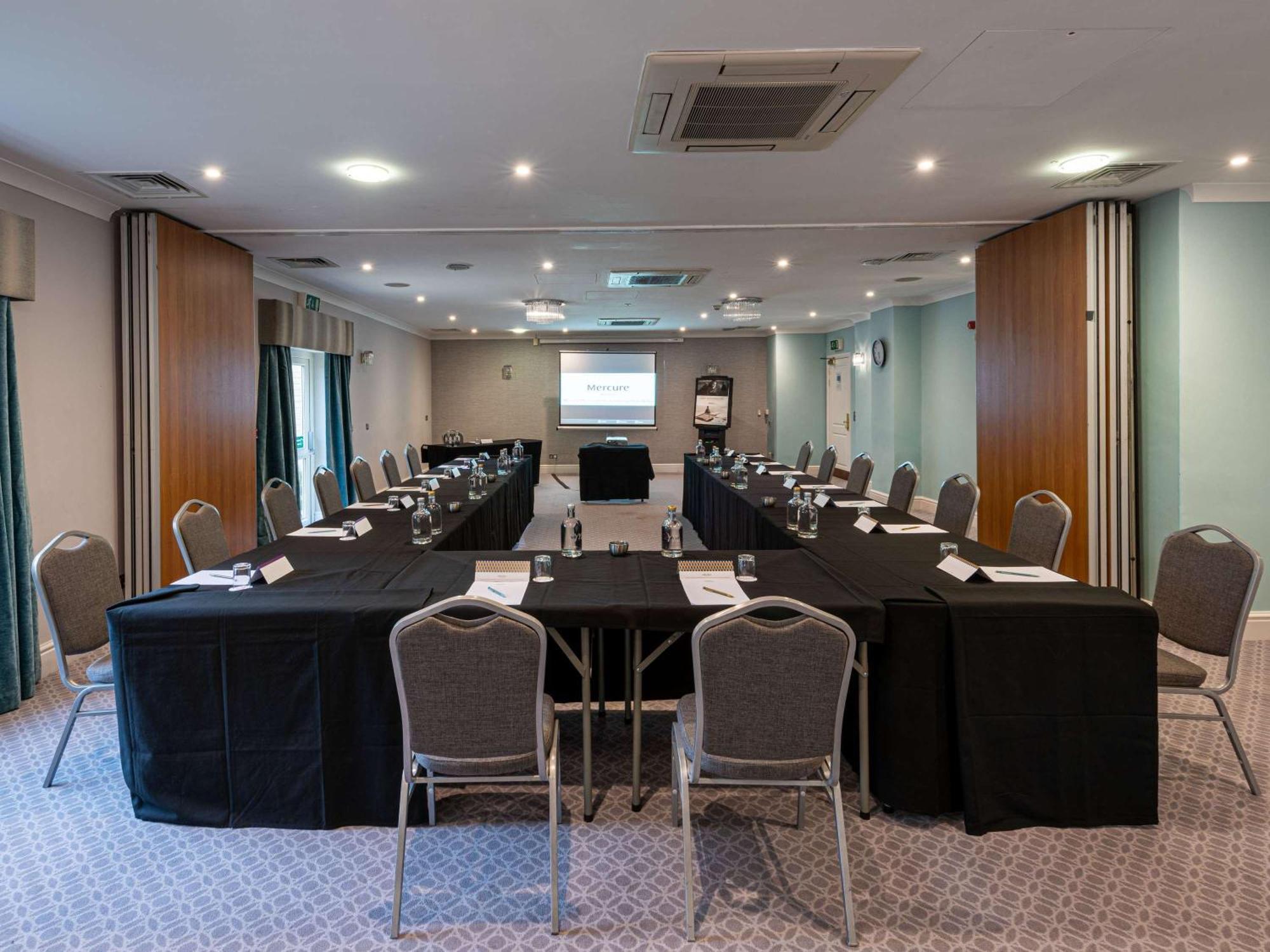 Mercure Manchester Norton Grange Hotel & Spa Rochdale Exteriör bild