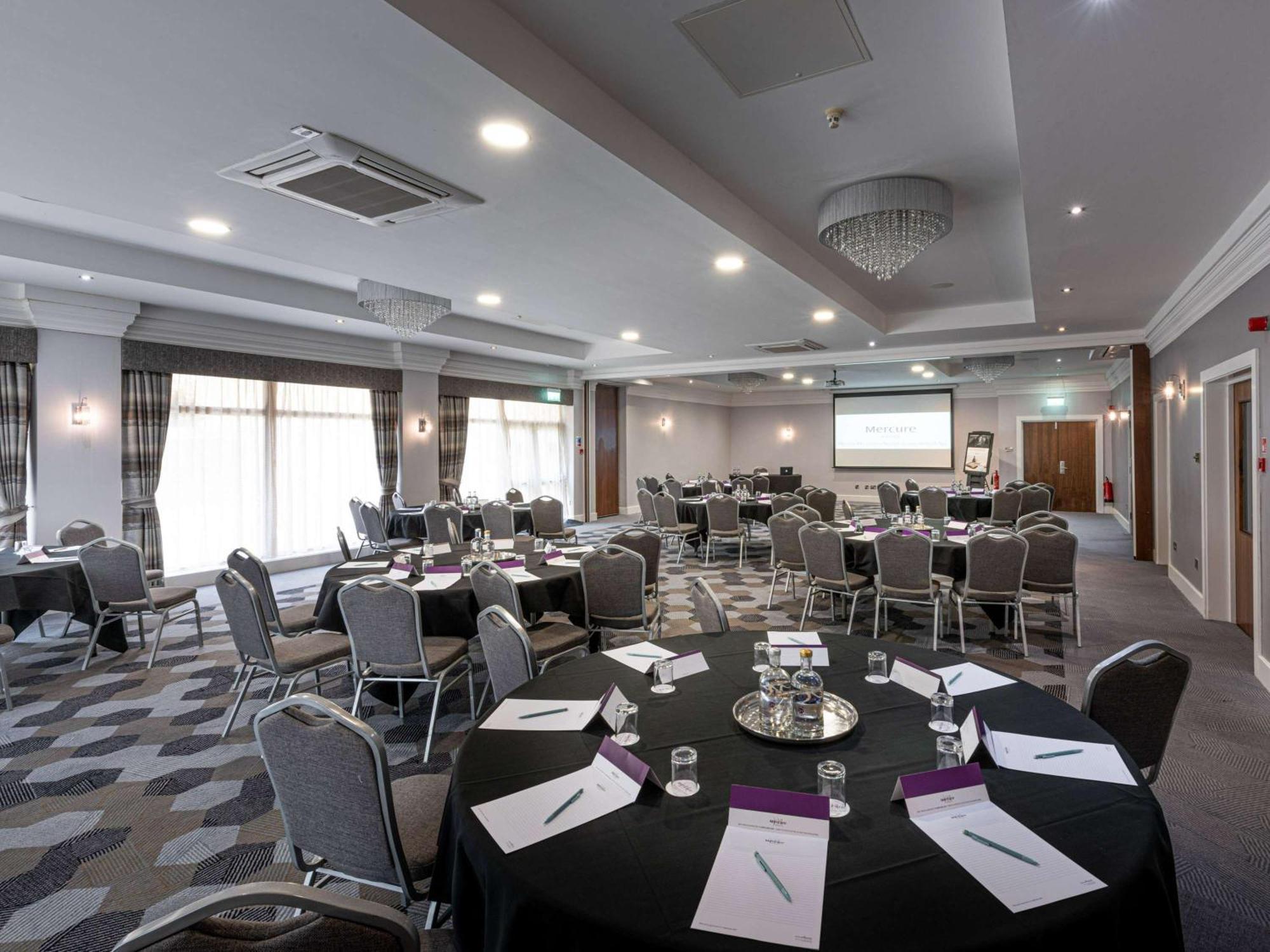 Mercure Manchester Norton Grange Hotel & Spa Rochdale Exteriör bild